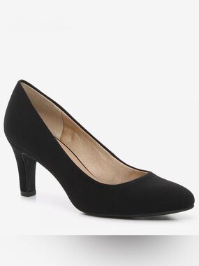 Kelly & Katie Genna Pumps Black Size 7.5 NIB Brand New
